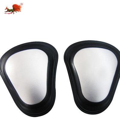 Diseño de moda Protectores de hombro metálicos para protección y estilo en negro