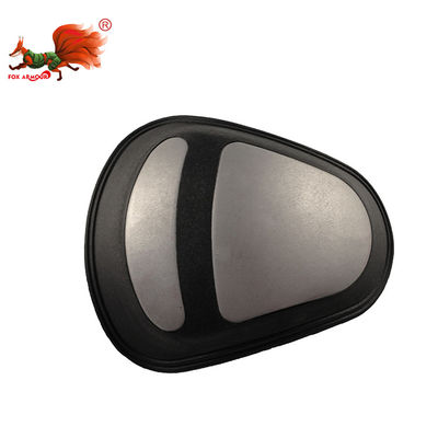 Diseño de moda Protectores de hombro metálicos para protección y estilo en negro