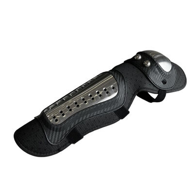 Protectores profesionales negros para los codos y las rodillas de los ciclistas y motociclistas