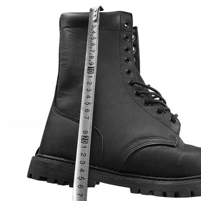 Botas de entrenamiento de suela media de cuero genuino resistentes en color personalizado para condiciones difíciles