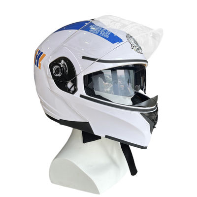 Casco de motocicleta anticaídas con LED para garantizar la protección de la cabeza mientras se conduce
