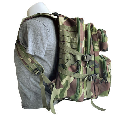 Mantente elegante en tus viajes al aire libre con esta mochila impermeable para senderismo y bicicleta