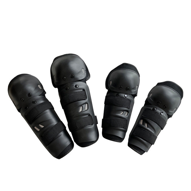Los protectores de rodilla Black Elbow se ajustan a todos y se pueden personalizar